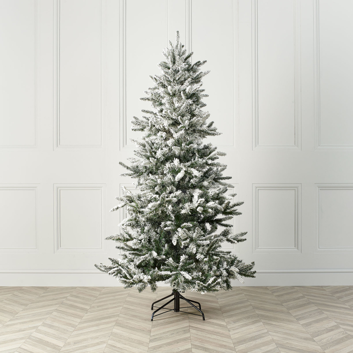 Everlands Alaskan Fir Green Snowy Christmas Tree