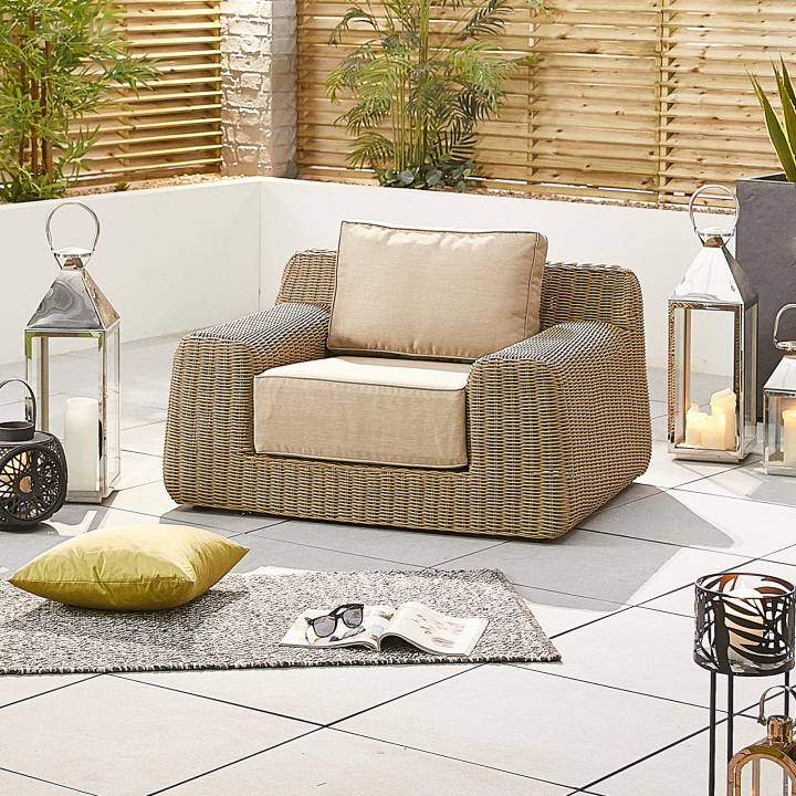 Luxor Rattan Lounging Armchair