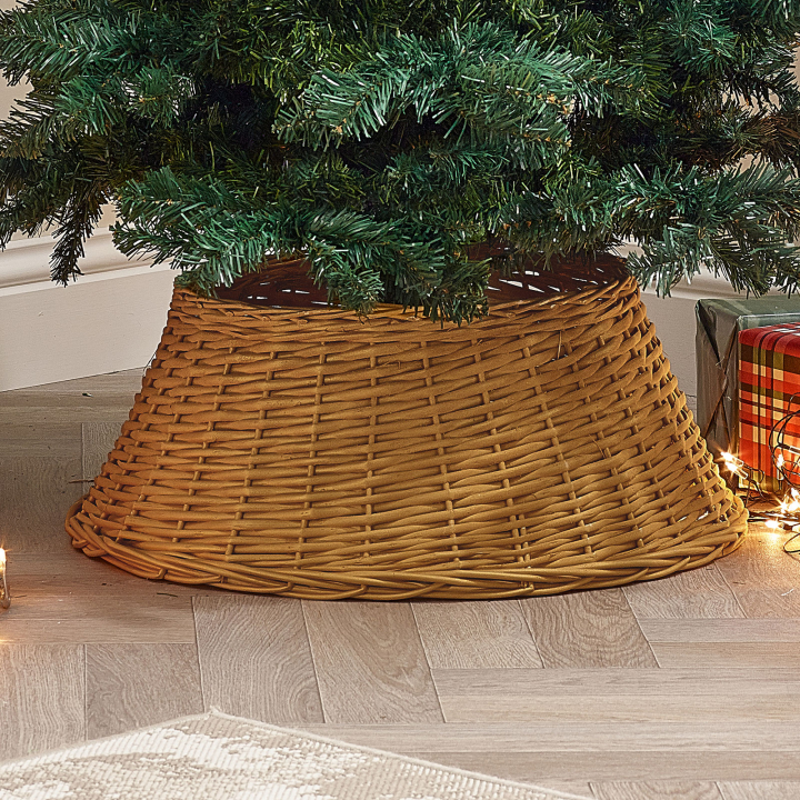 60cm Round Wicker Tree Skirt