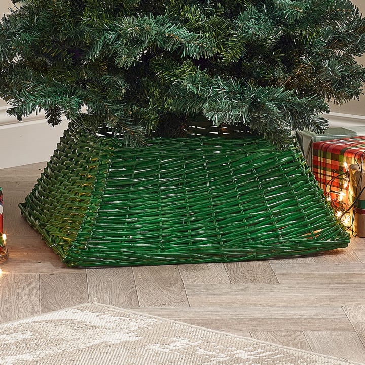 60cm Square Wicker Tree Skirt