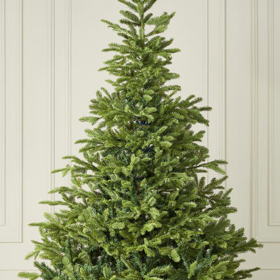 Englemanns Spruce Green Classic Christmas Tree - 5ft / 150cm