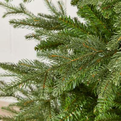 European Fir Green Classic Christmas Tree - 7ft / 210cm