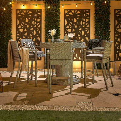 Heritage Henley 6 Seat Rattan Bar Set - Round Table in White Wash