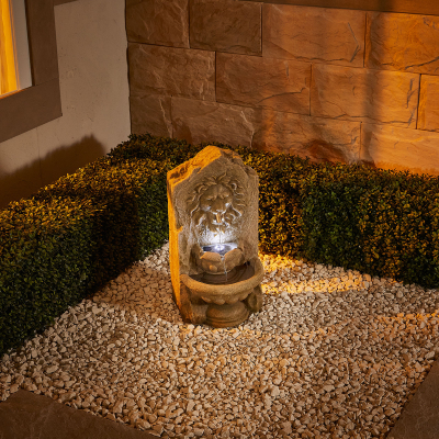 Leo Water Feature with Lights