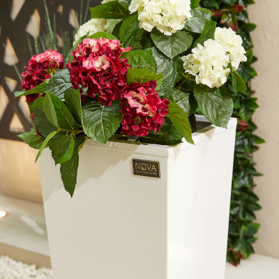 Medium Tall Aluminium Planter in Chalk White - Single Piece