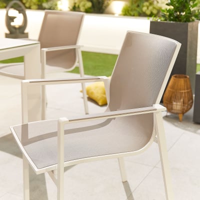 Milano 6 Seat Aluminium Dining Set - Round Table in Chalk White