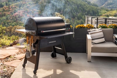 Traeger Ironwood 885 With WiFIRE„¢ Controller