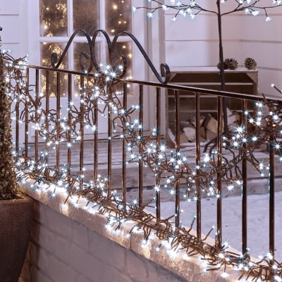 1500 LEDs Christmas Cluster Lights in Cool White