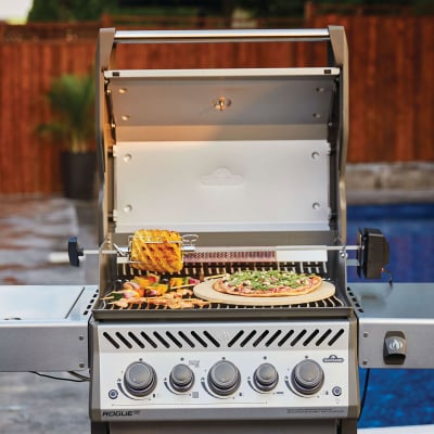 Napoleon Rogue® Stainless Steel *Special Edition* 3-Burner Gas BBQ - Rogue 425 LPG