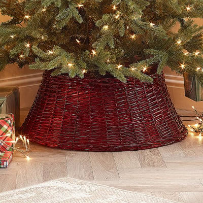 70cm Round Wicker Tree Skirt in Red