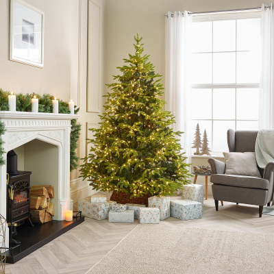 6ft Brewer Spruce Pre-Lit Green Christmas Tree (180cm)