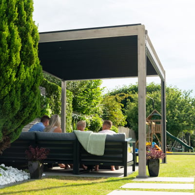 Titan Aluminium Metal Pergola in Light Oak Look - 3.0m x 3.0m Free Standing