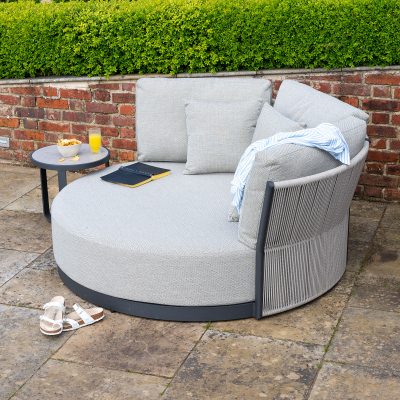 Jude Rope Aluminium Round Day Bed Lounging Set in Dove Grey