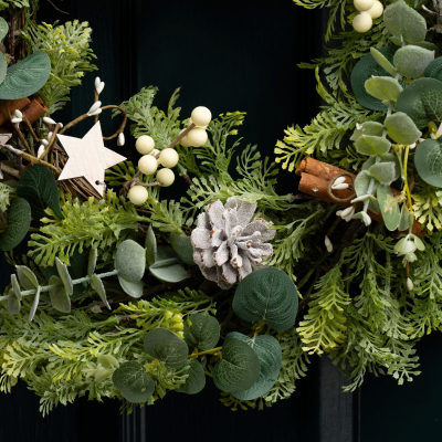 Artificial Cinnamon Spiced Christmas Wreath