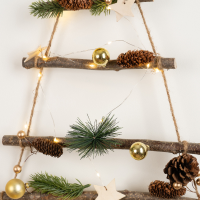 Hanging Christmas Tree Ladder Lit Wall Decoration