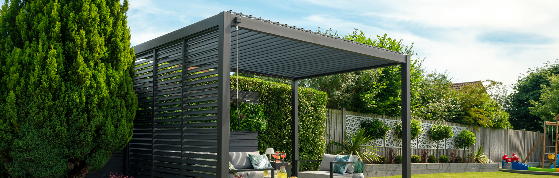 How to keep your pergola safe in extreme weathers 