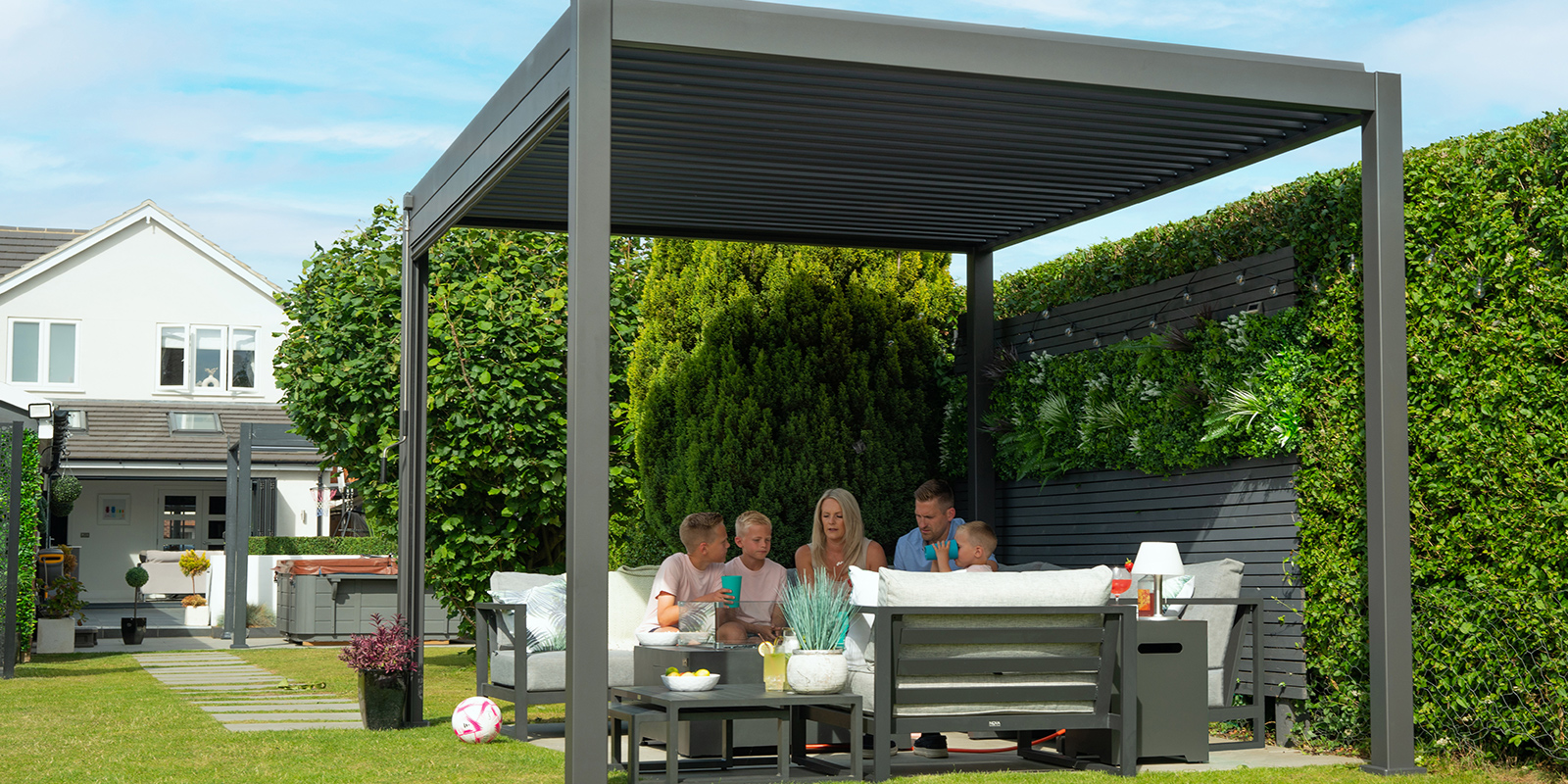 Is Steel or Aluminium Better for Outdoor Furniture?
